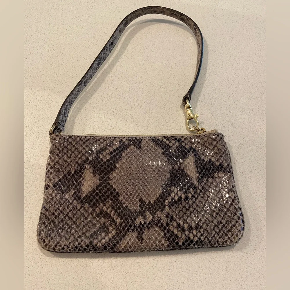Michael Kors wristlet and two other mini bags, 3 total - Picture 5 of 13